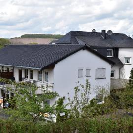 Ferienweingut Borens، فندق في Wiltingen
