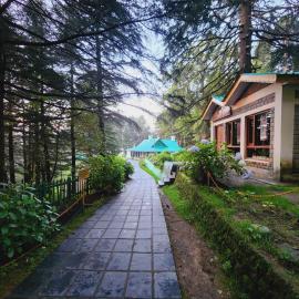 Dalhousie में, होटल Forest Vibes Kalatop-Rooms And Restaurant