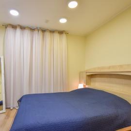 A cozy apartment with private entrance in the city centre