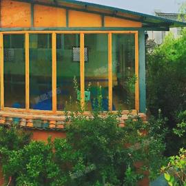 Dali Lily Guest House, close to the Honglongjing Gate of the ancient city,only 200 meters ,near the Cangshan and Erhai Lake,English-speaking service, convenient payment, khách sạn ở Dali Ancient Town