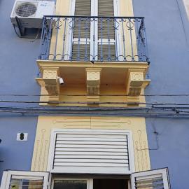 Tri-na-krì-a, hotel di Catania