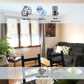 Vintage - 3 bedroom apartment, RER B 200 m away, hotelli kohteessa Cachan