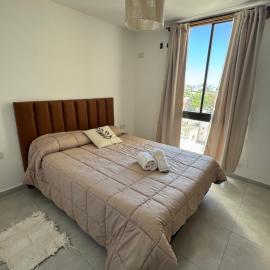 VICENTE APART - con cochera, hotel in Villa María