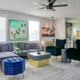 Mini Boutique Hotel - THE ELLA by EVRH