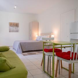 Thalia's Apartment by Home SH