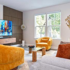 Modern Chic Gateway near DC & Fedex field, hotel in Largo
