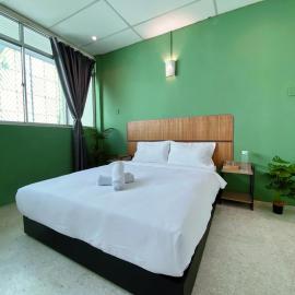 Sembilan Inn by Soft Loft، فندق في جورج تاون