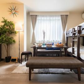 “1ST ROOM” 内装デザイナー監修！30㎡ 最大6名 経堂駅から徒歩5分 築浅 良質な暮らしを, Hotel in Tokio