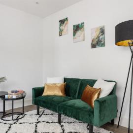 Stonebridge House Apartment