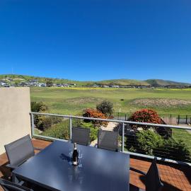 19th Hole Golf, Wine & Sea, Hotel in Normanville