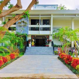 Lâm Viên Hotel & Retreat, hotel v destinaci Tinh Bien