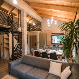 Chalet OSHI Jasna、デマノブスカ・ドリーナのホテル