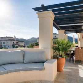 Benahavis Golf Resort 6 Pools Full Spa, hotel di Benahavis