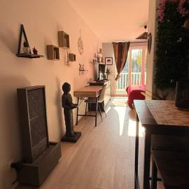 Lescale Zen de Bailly, hotel in Bailly-Romainvilliers