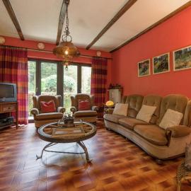 Holiday Home in Waimes with Private Garden, hotel a Waimes