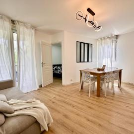 KAALA RIVERSIDE Deluxe apt entre Disney et Paris free Parking, hotel sa Lognes