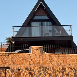 Umm Aljulud Cottages 02, hotell sihtkohas Ajloun