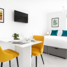 The Nest-Free Parking Cosy Studio, M40 access, underfloor heating, хотел в Хай Уикъмб