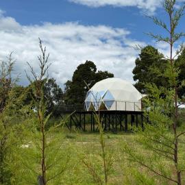 Glamping Oasis con Jacuzzi y fogata en Boyacá, hotel in Oicatá