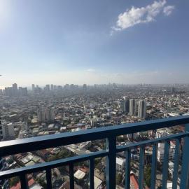 Heart of Makati, Fully furnished condo, cbd central location