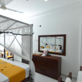 BeeYu River Lodge Weligama, hotel in Weligama