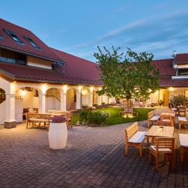 Winzerhof Kiss, hotel Nyulason