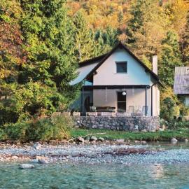 Riverside Guesthouse, хотел в Ig