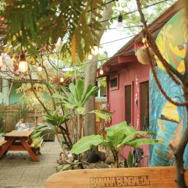 Viesnīca Banana Bungalow Maui Hostel pilsētā Wailuku