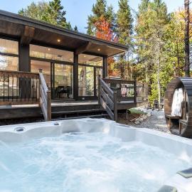 Mangata - SPA - Cold shower - SAUNA - Pizza oven، فندق في Saint Come