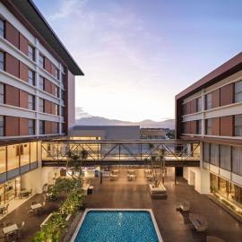 Mercure Padang, hotel v mestu Padang