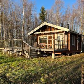 Cottage on the shore of Ivalojoki, hotel v destinácii Inari