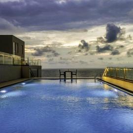 Somerset Beach front By ocean Breeze apartments,: Negombo şehrinde bir otel