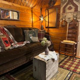 The Drake Cabin in The Forest, מלון בCosby
