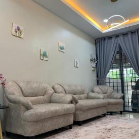 De Suria Homestay Jitra- 3BR with 4 Aircons, hotel di Jitra