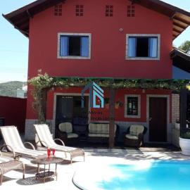 Casa com piscina ingleses 0181