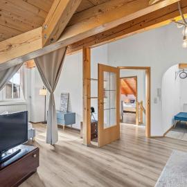 Kuschelige Ferienwohnung mit Balkon & Free Wifi โรงแรมในBuchenberg