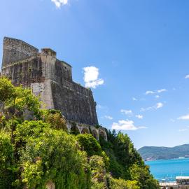 L'Arpara Casa al Molo dal Mare al Castello, hotel in Lerici
