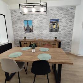 Maison Icare, hotell i Feignies
