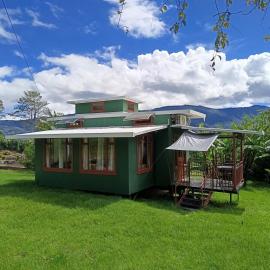 Casa Hermosa FAM Little House、Santa Maríaのホテル