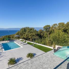 Lovely Apartment In Kostrena With Swimming Pool