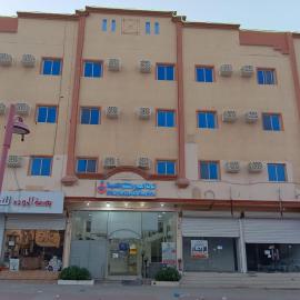 العييري التجارية المحدودة للشقق المخدومة الاحساء 4, hotel a Al Muḩassin