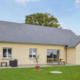 Cozy Home In Bacilly With Wifi – hotel w mieście Bacilly