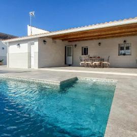 La Barca de la Florida에 위치한 호텔 3 Bedroom Lovely Home In San Antoniojerez De L