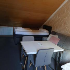 Doppelbett Zimmer plus Zustelbett, hotel en Weiden
