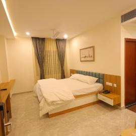 The Royal Pavilion Hotel, hotel di Kanipakam