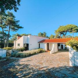 Camarinhas House