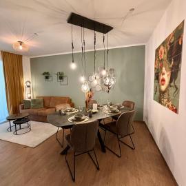 Stilvolles Apartment 3 Zi Klinik & Kurpark Terrasse Parkplatz Barrierefrei, hotel in Bad Oeynhausen
