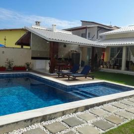 Casa com Piscina perto da praia de Vilas do atlântico