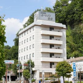 ホテルララプラス, hotel din Nirasaki