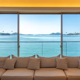 Nagisato Villa Clover, хотел в Такамацу